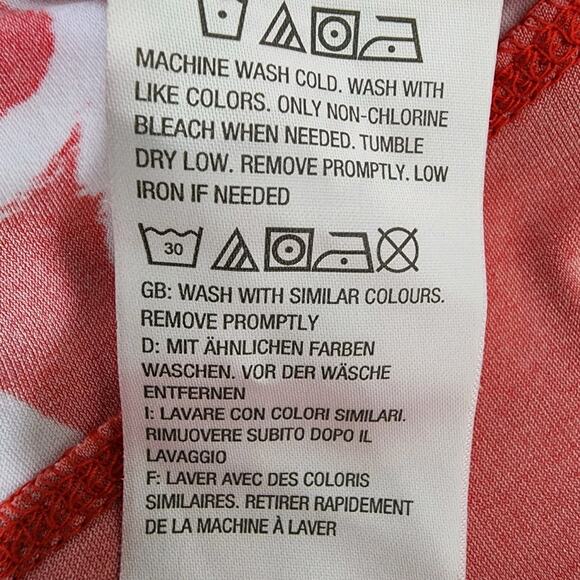 Susan Graver Womens Tunic Top Medium Red Liquid Knit Slits Printed 3/4 Sleeves - Picture 9 of 11